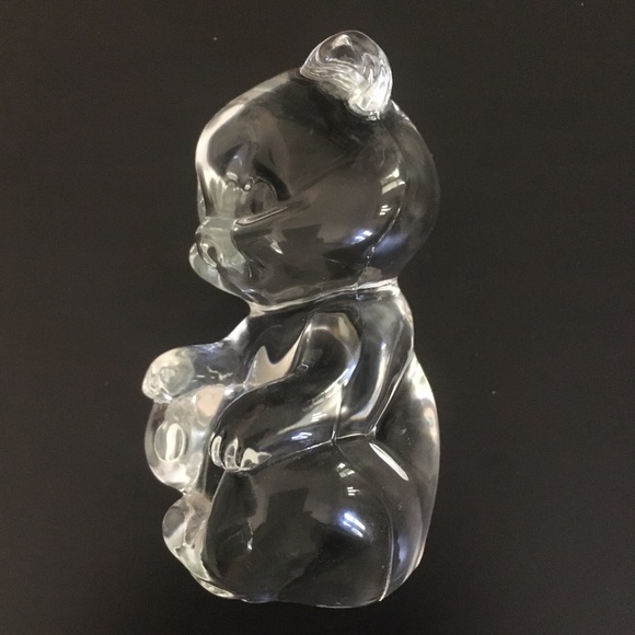 Vintage 3.5” clear glass bear cub statue - Picture 5 of 8
